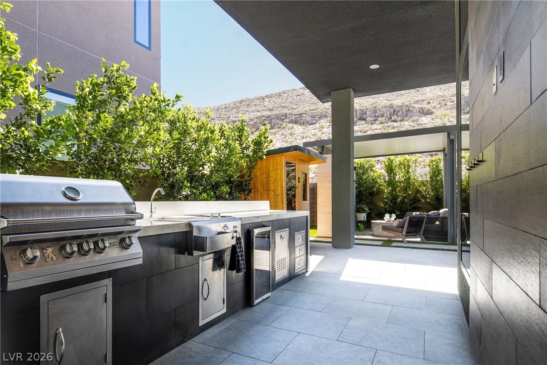 5281 Feathertop Drive Las Vegas NV 89135