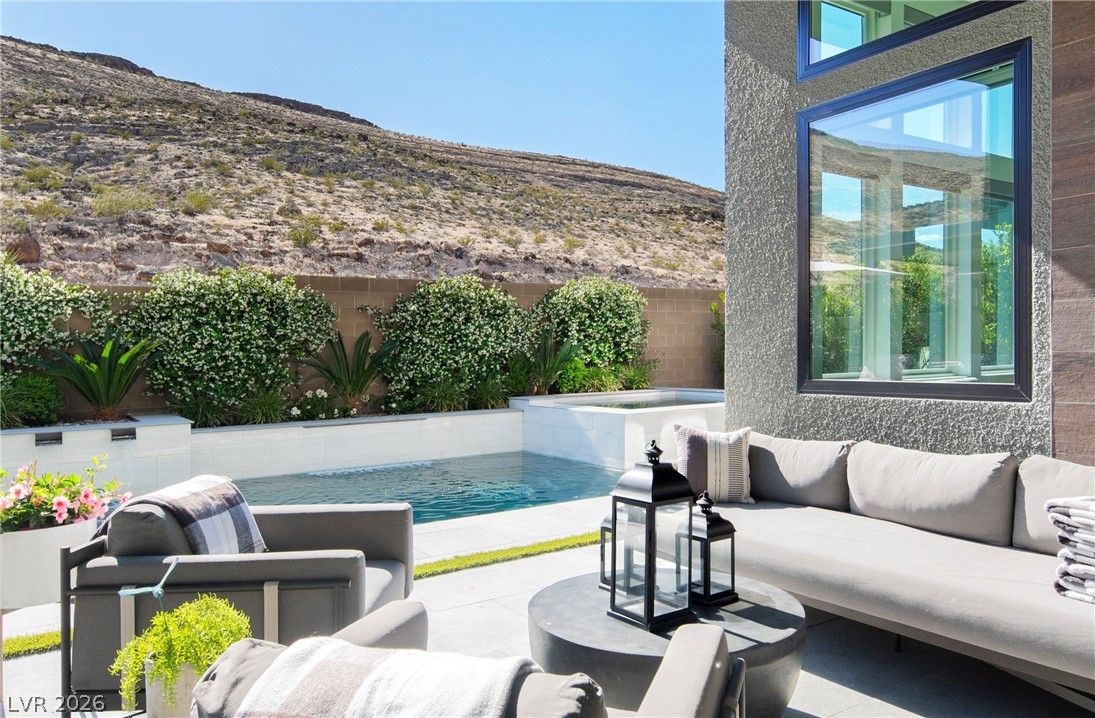 5281 Feathertop Drive Las Vegas NV 89135