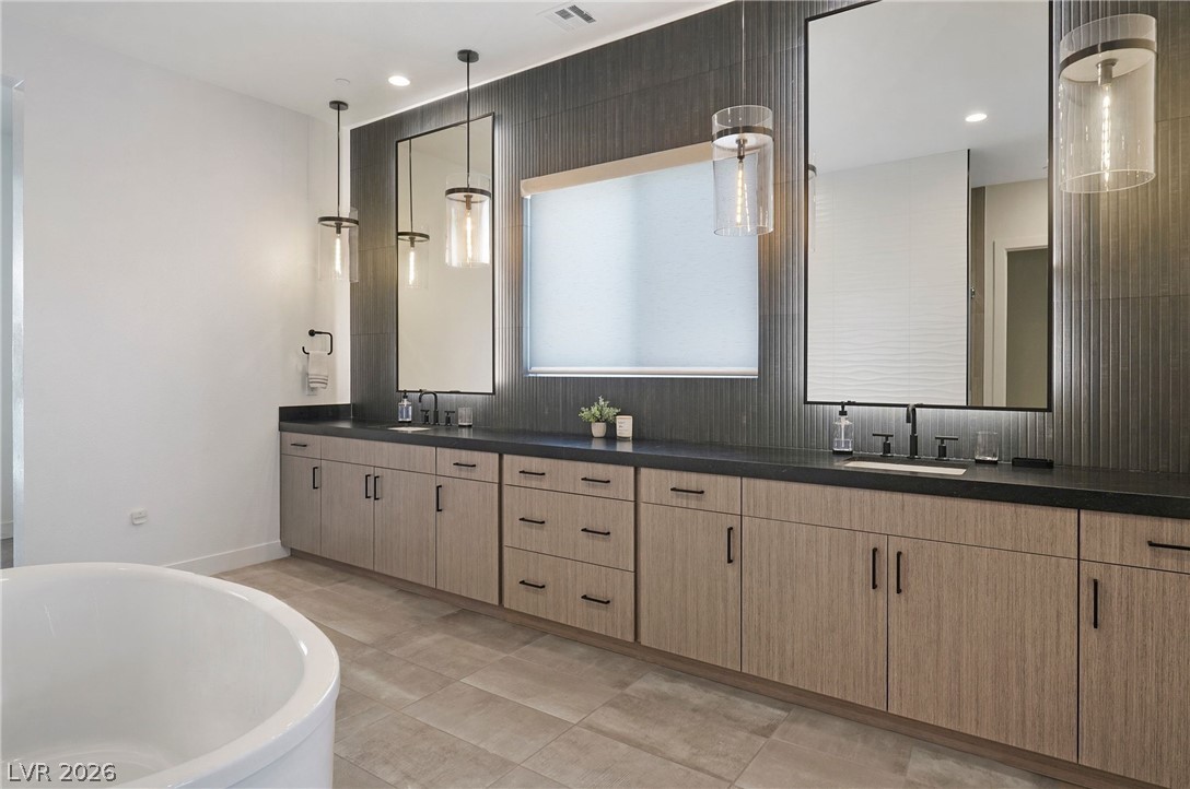 5281 Feathertop Drive Las Vegas NV 89135
