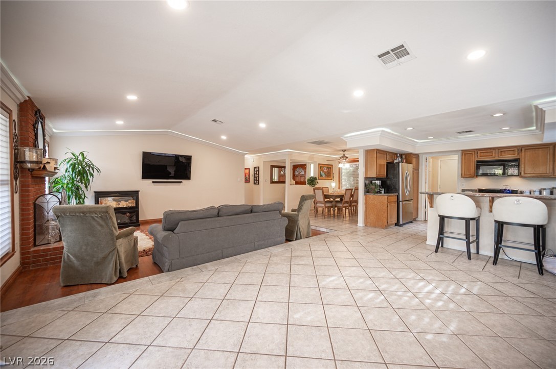 7423 Edgewater Lane Las Vegas NV 89123