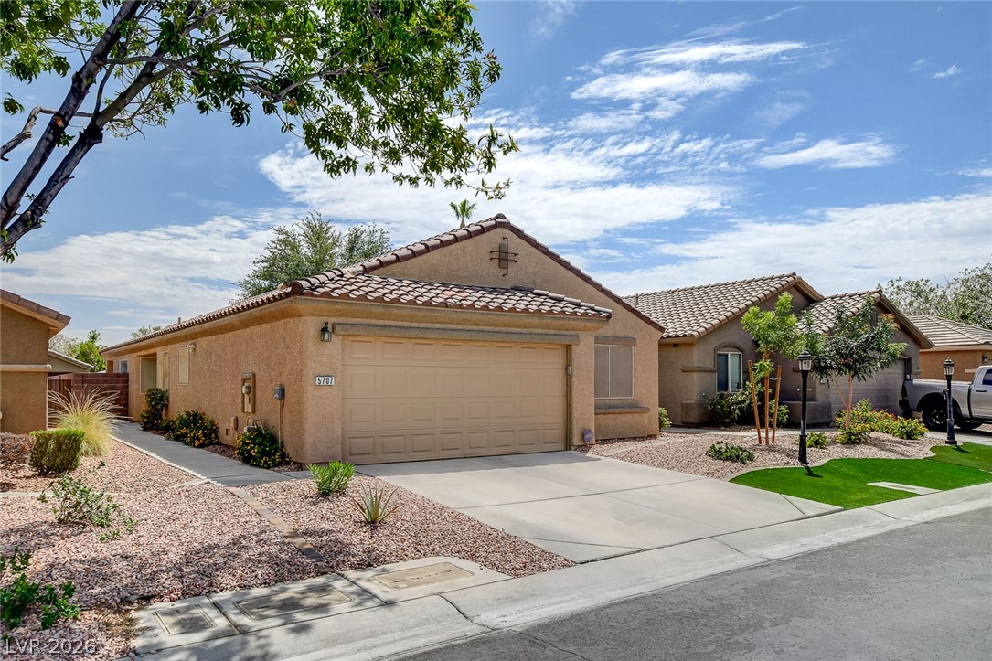 5707 Great Eagle Court Las Vegas NV 89122