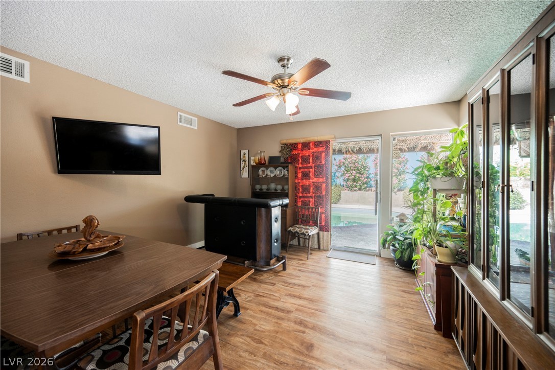 3033 Peridot Street Las Vegas NV 89121
