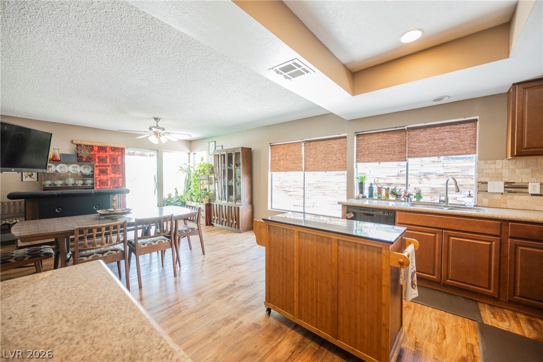 3033 Peridot Street Las Vegas NV 89121