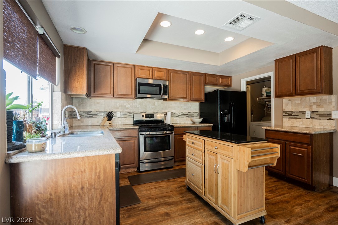 3033 Peridot Street Las Vegas NV 89121