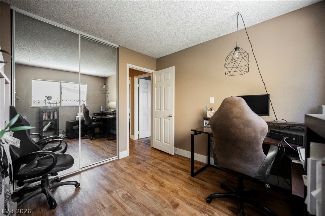 3033 Peridot Street Las Vegas NV 89121