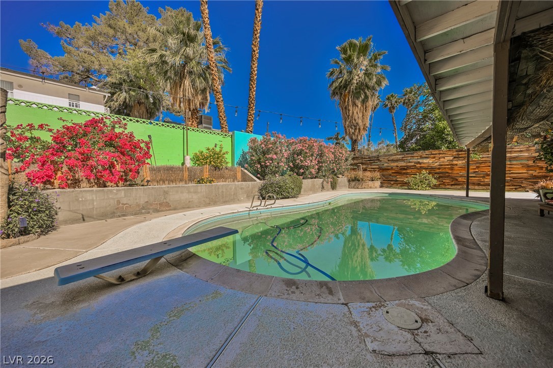 3033 Peridot Street Las Vegas NV 89121
