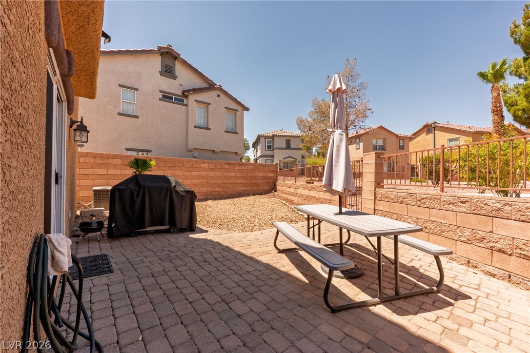 1077 Paradise Coach Drive Henderson NV 89002