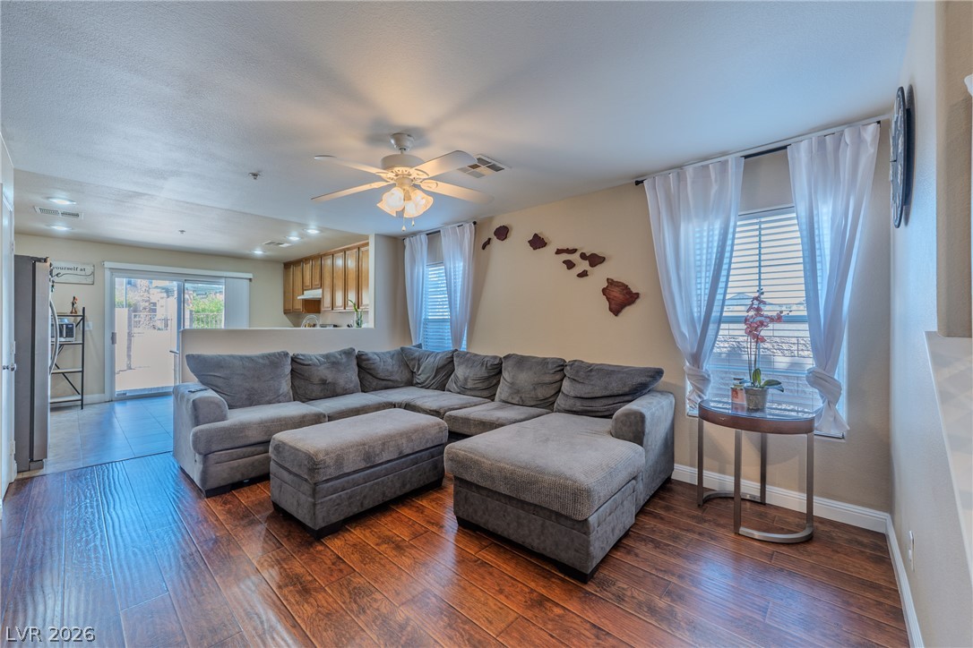 1077 Paradise Coach Drive Henderson NV 89002