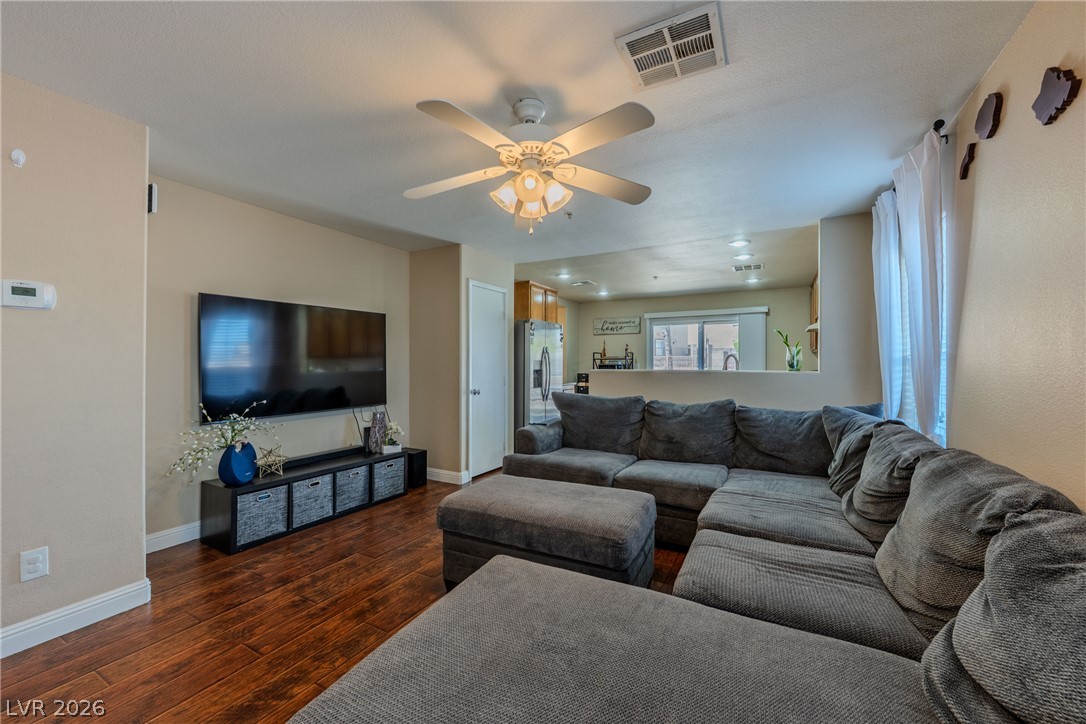 1077 Paradise Coach Drive Henderson NV 89002