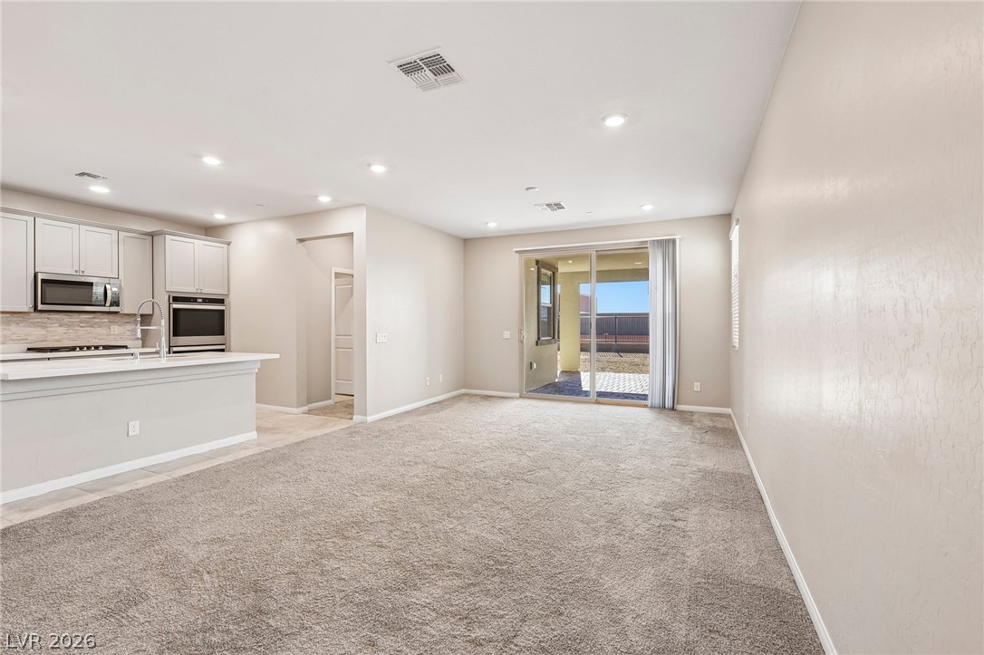 384 Wind Poppy Street Las Vegas NV 89138