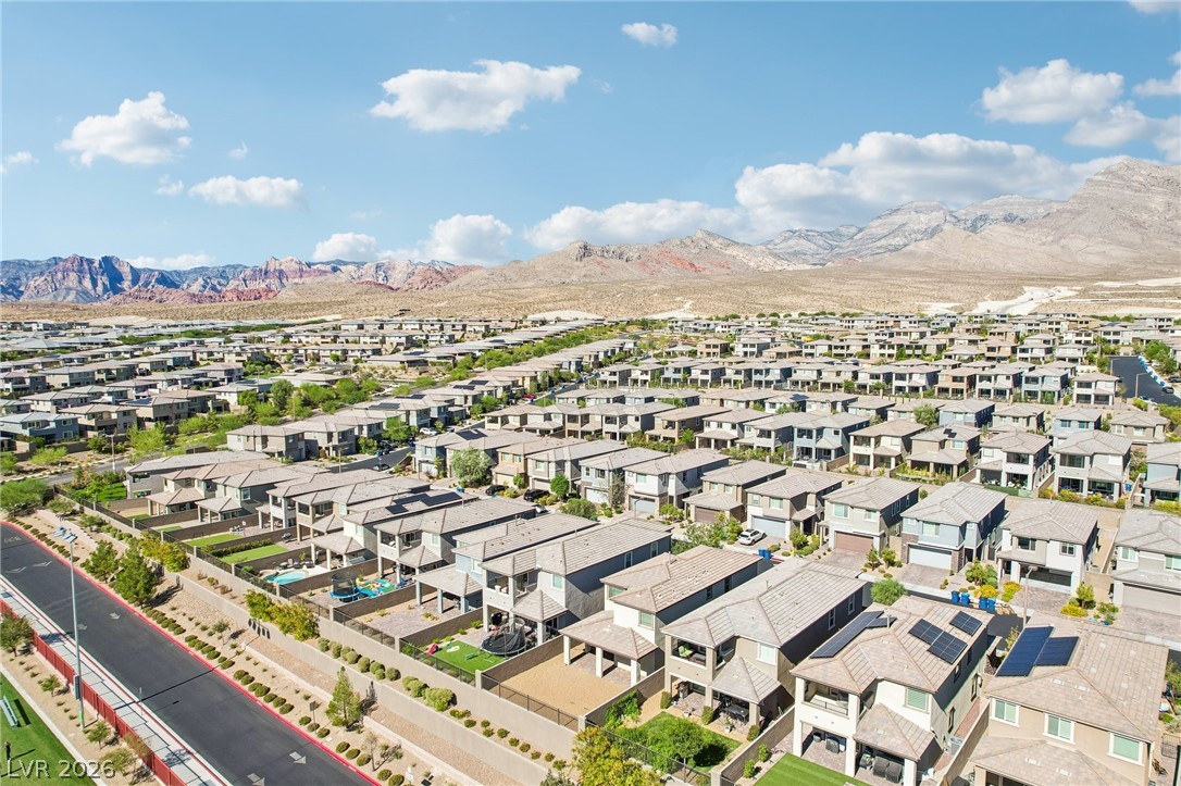 384 Wind Poppy Street Las Vegas NV 89138