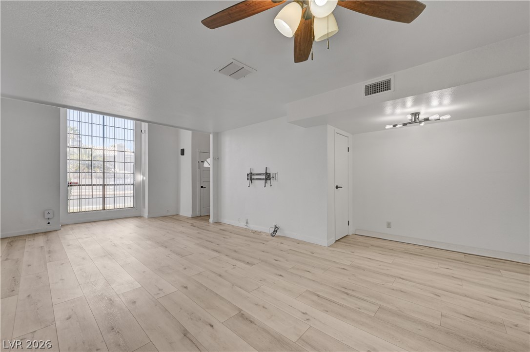 6542 Ironbark Lane Las Vegas NV 89107