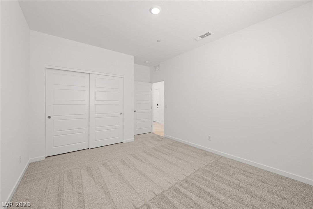 8172 Gusty Brook Street Las Vegas NV 89113