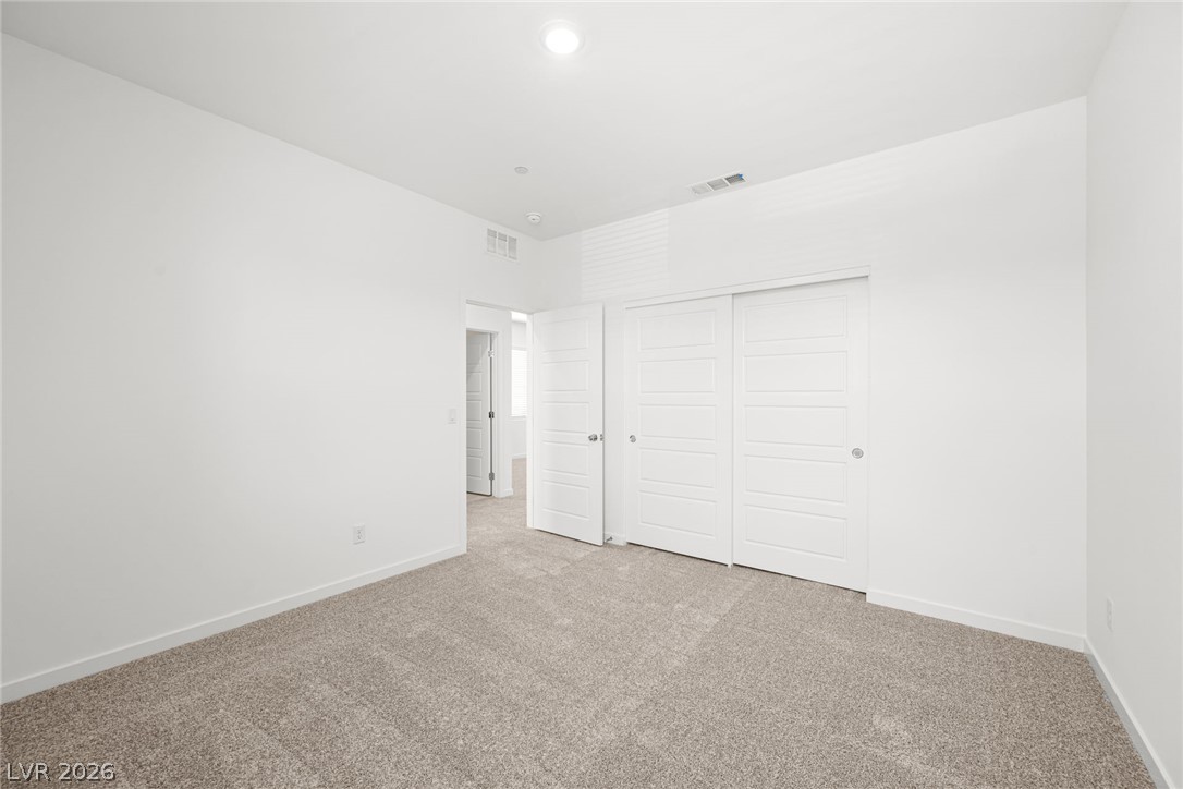 8172 Gusty Brook Street Las Vegas NV 89113