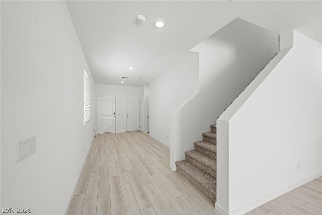 8172 Gusty Brook Street Las Vegas NV 89113