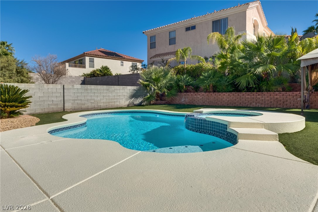 225 Fox Lake Avenue Las Vegas NV 89148