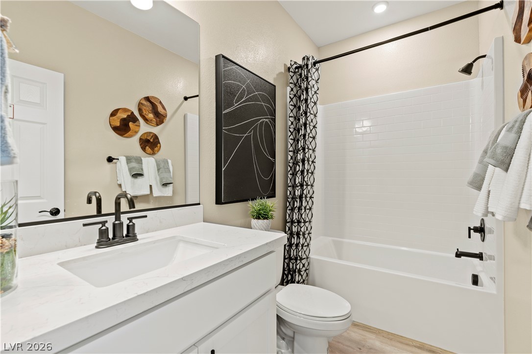 2583 Regency Cove Court Las Vegas NV 89121