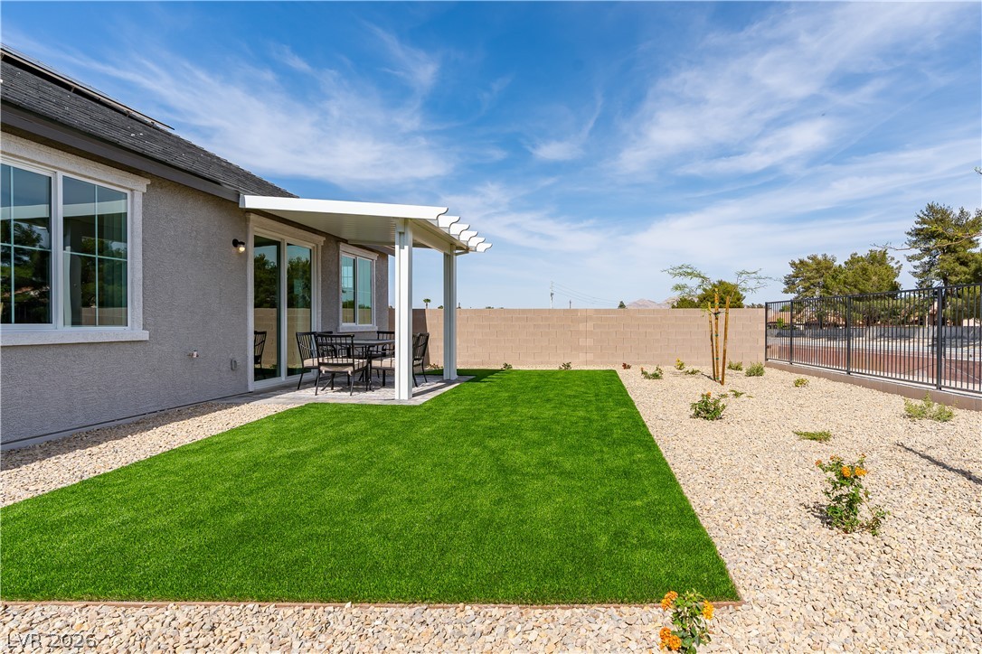 2583 Regency Cove Court Las Vegas NV 89121