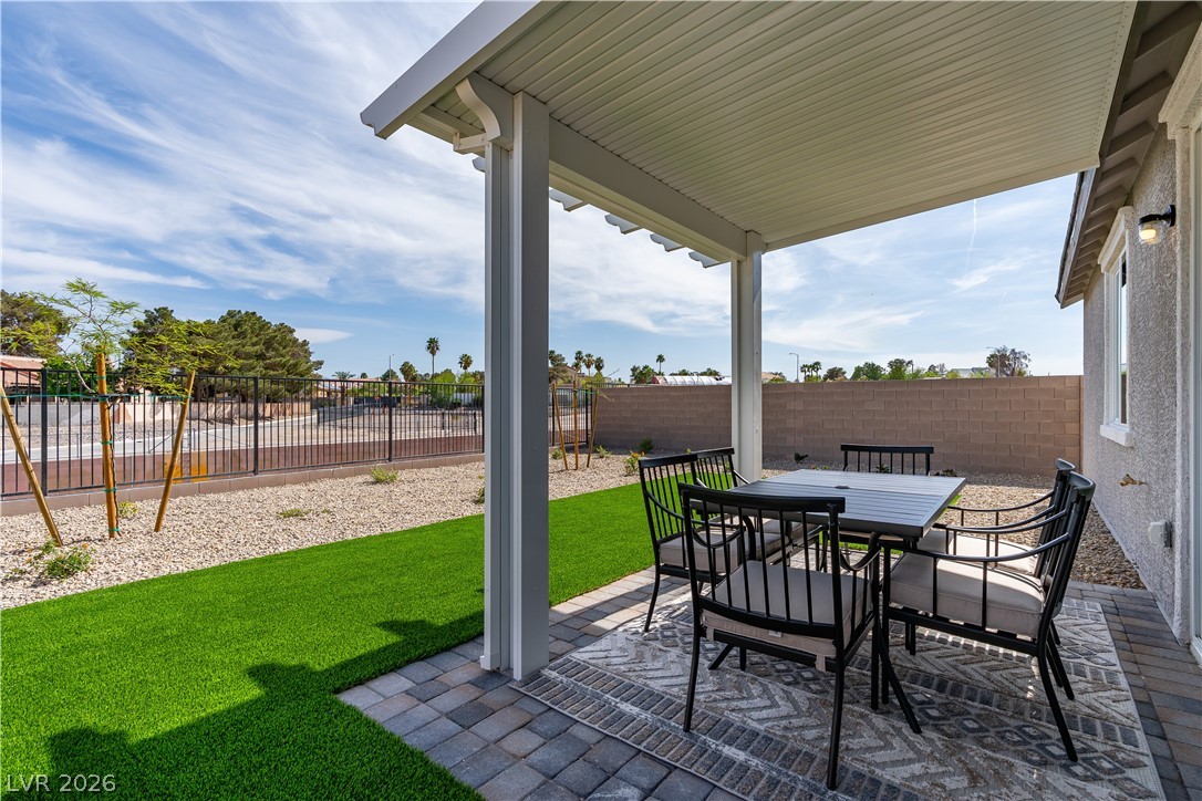 2583 Regency Cove Court Las Vegas NV 89121