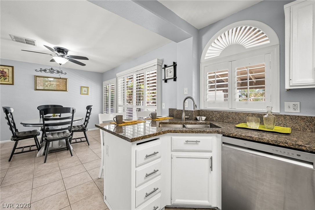 3492 Mariner Beach Drive Las Vegas NV 89129