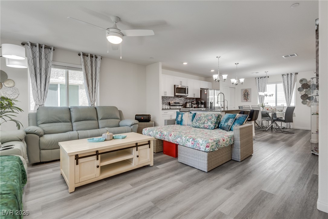 6840 Prairie Pearl Street Las Vegas NV 89148