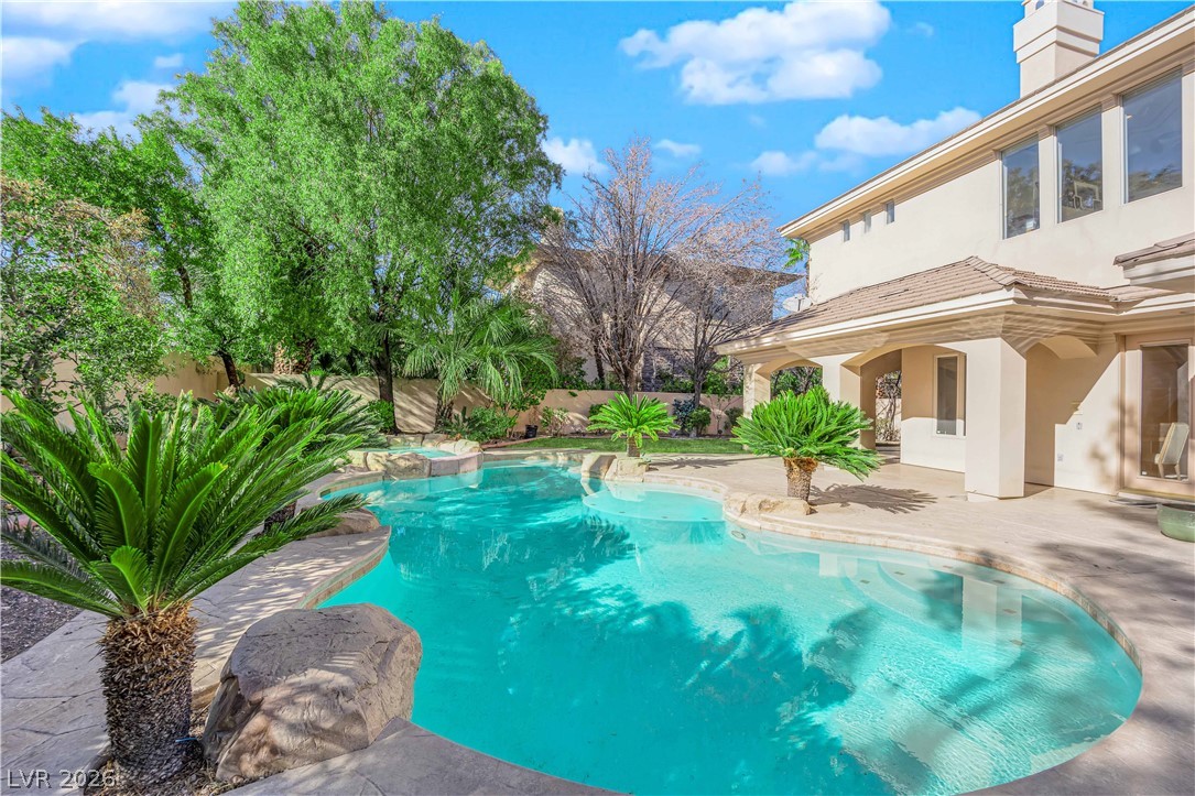 807 Canyon Greens Drive Las Vegas NV 89144