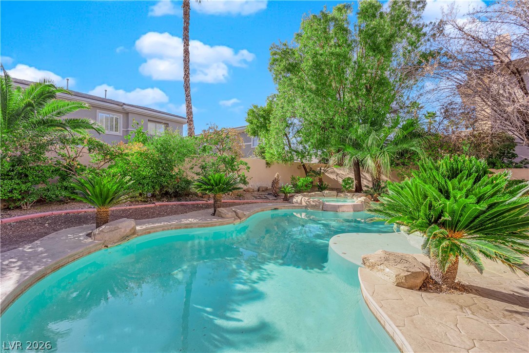 807 Canyon Greens Drive Las Vegas NV 89144