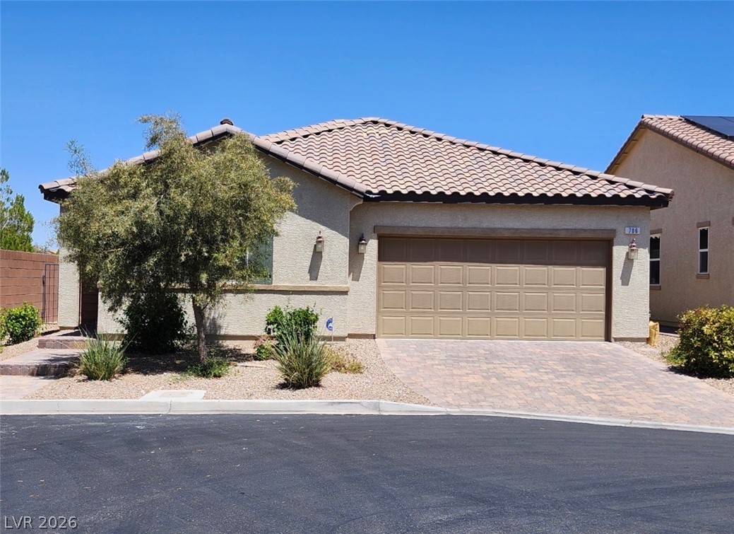 706 Topocoba Street Las Vegas NV 89178