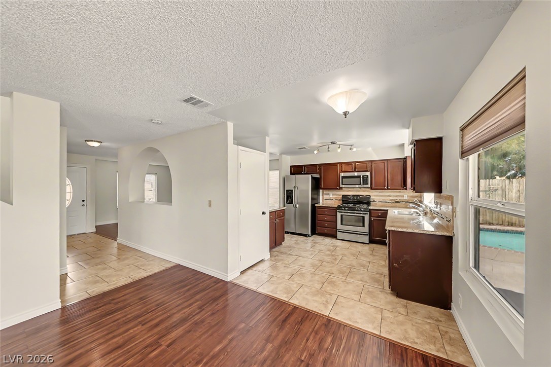845 Arrowhead Trail Henderson NV 89002