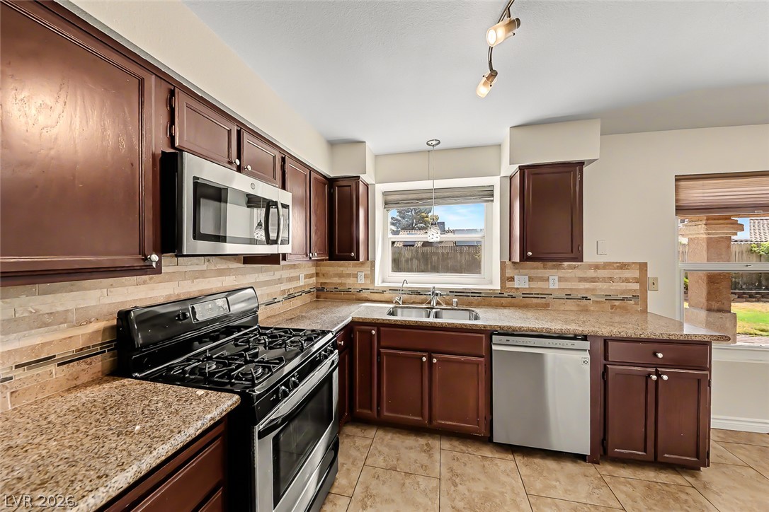 845 Arrowhead Trail Henderson NV 89002