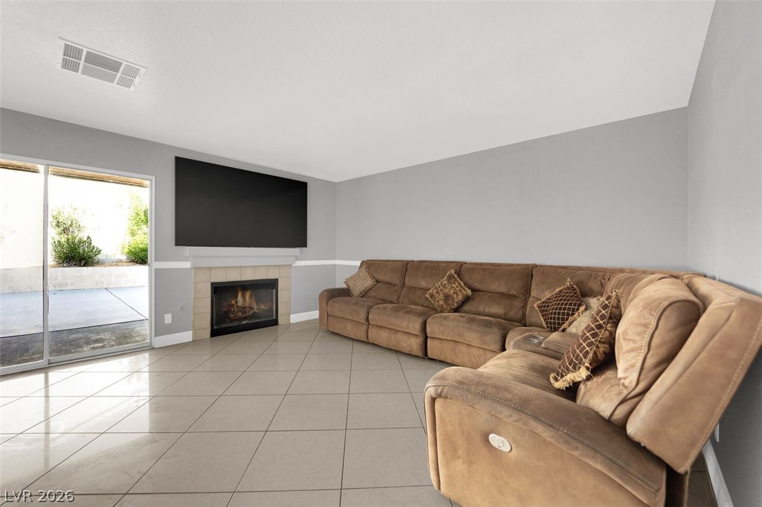 1421 Bellglen Drive Las Vegas NV 89128