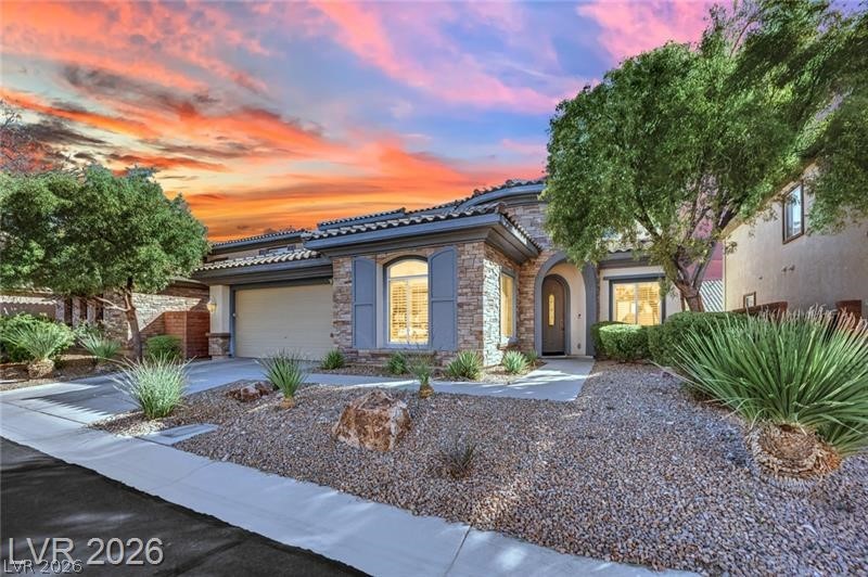 10384 Shropshire Street Las Vegas NV 89178