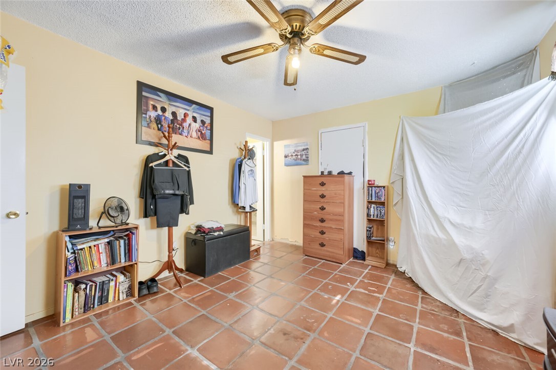 3572 Regents Circle Las Vegas NV 89121