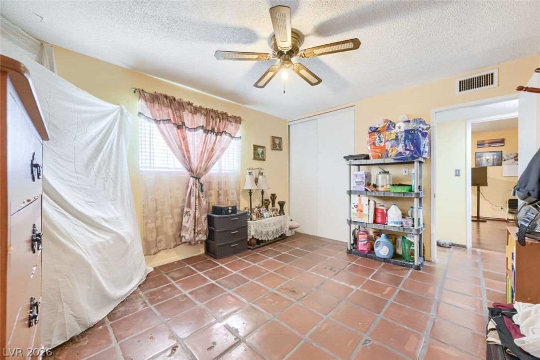 3572 Regents Circle Las Vegas NV 89121
