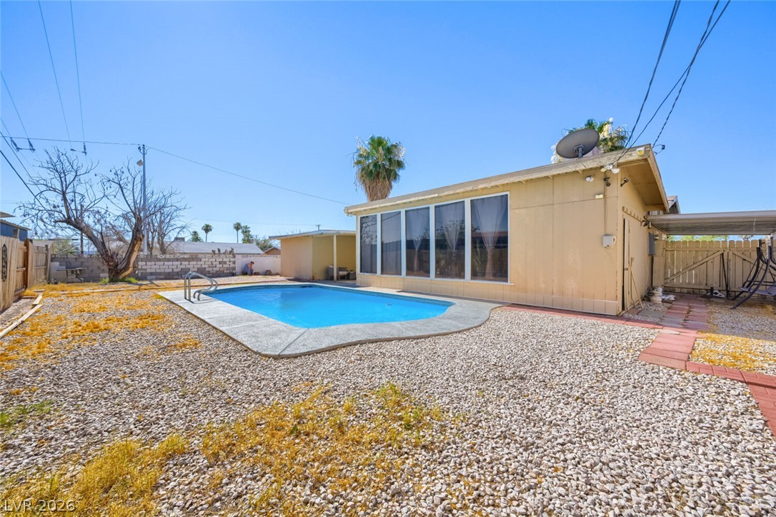 3572 Regents Circle Las Vegas NV 89121