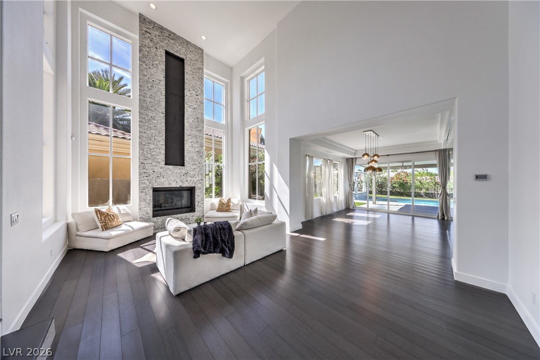 9040 Thornbury Lane Las Vegas NV 89134