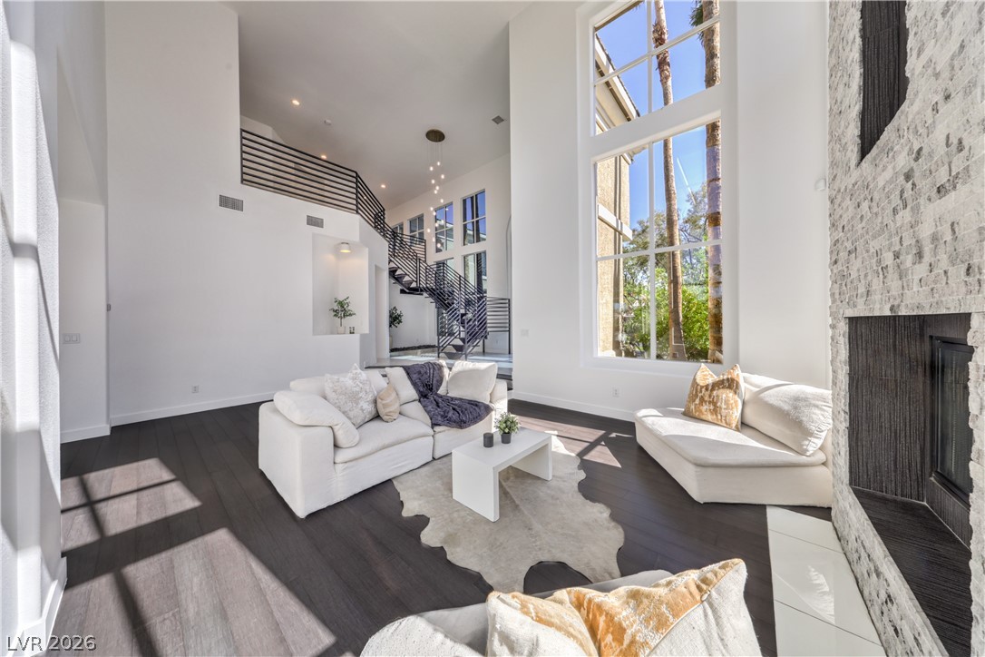 9040 Thornbury Lane Las Vegas NV 89134