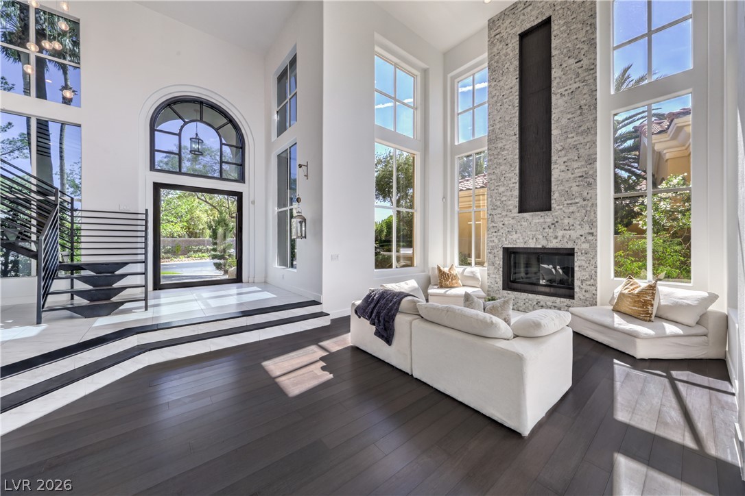 9040 Thornbury Lane Las Vegas NV 89134