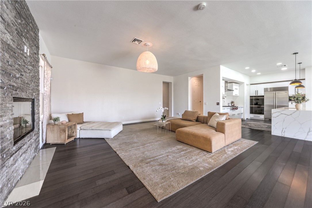 9040 Thornbury Lane Las Vegas NV 89134