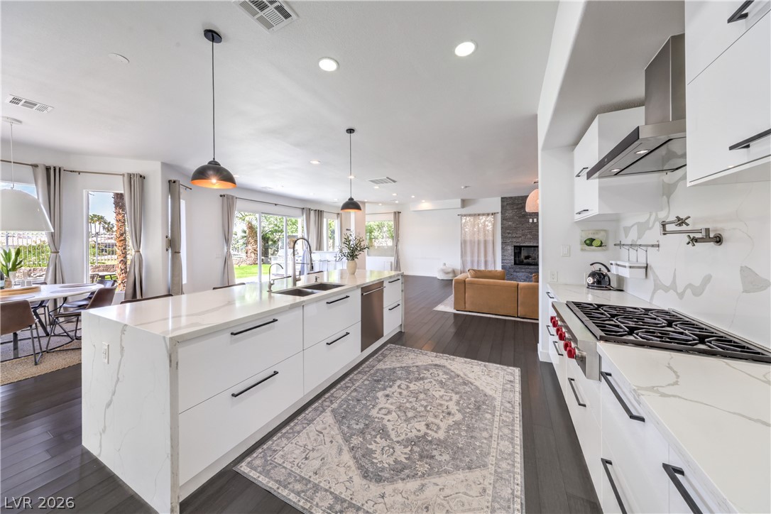 9040 Thornbury Lane Las Vegas NV 89134