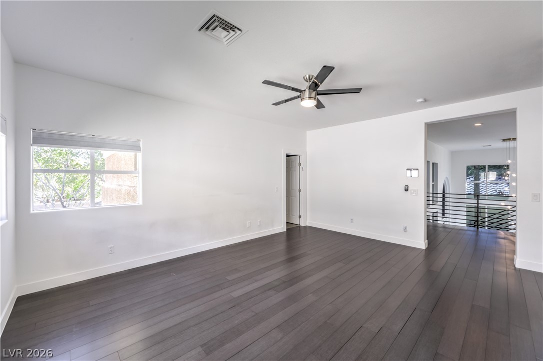 9040 Thornbury Lane Las Vegas NV 89134