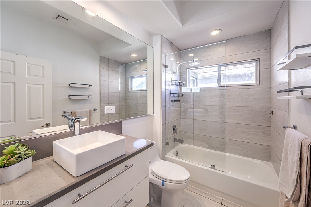 9040 Thornbury Lane Las Vegas NV 89134