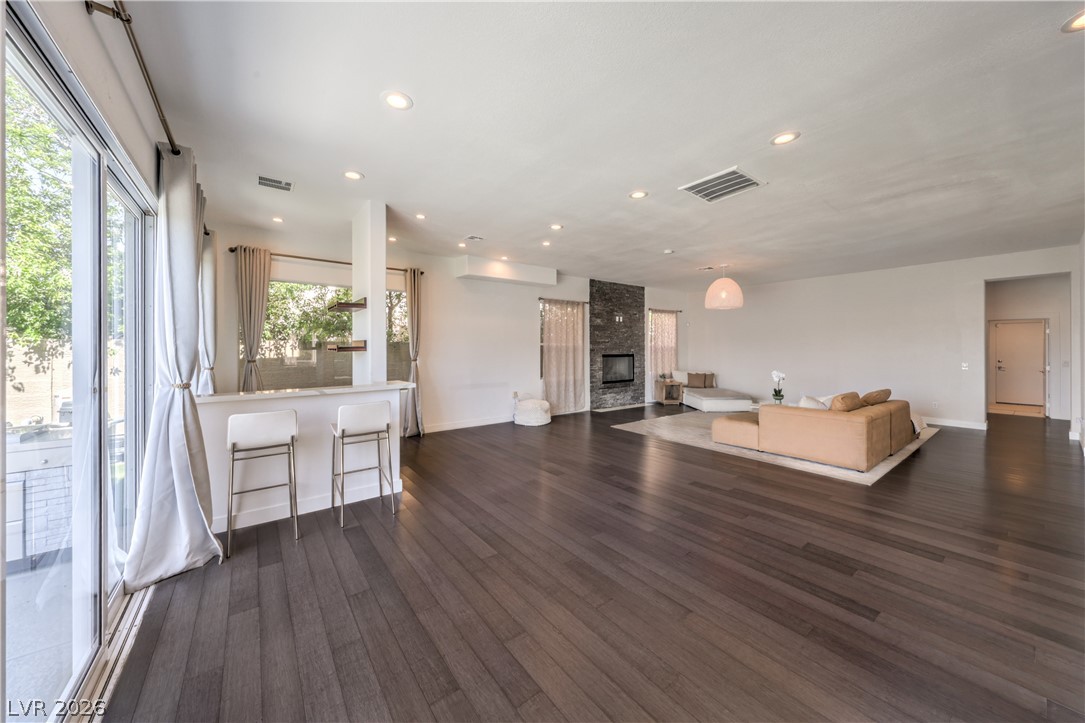 9040 Thornbury Lane Las Vegas NV 89134