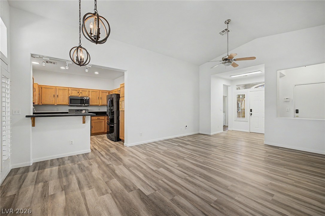 10512 Courtney Cove Avenue Las Vegas NV 89144