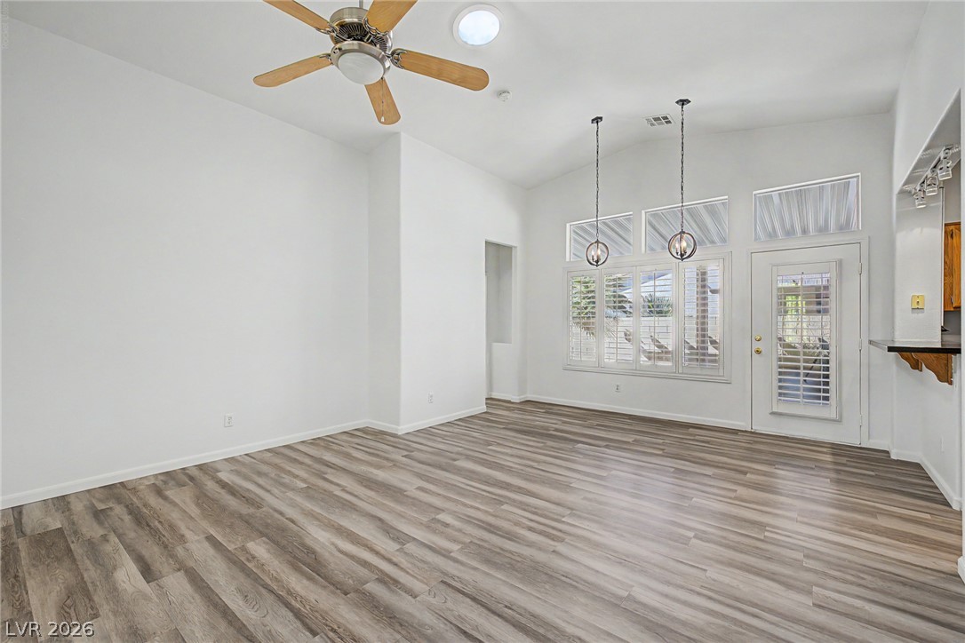 10512 Courtney Cove Avenue Las Vegas NV 89144