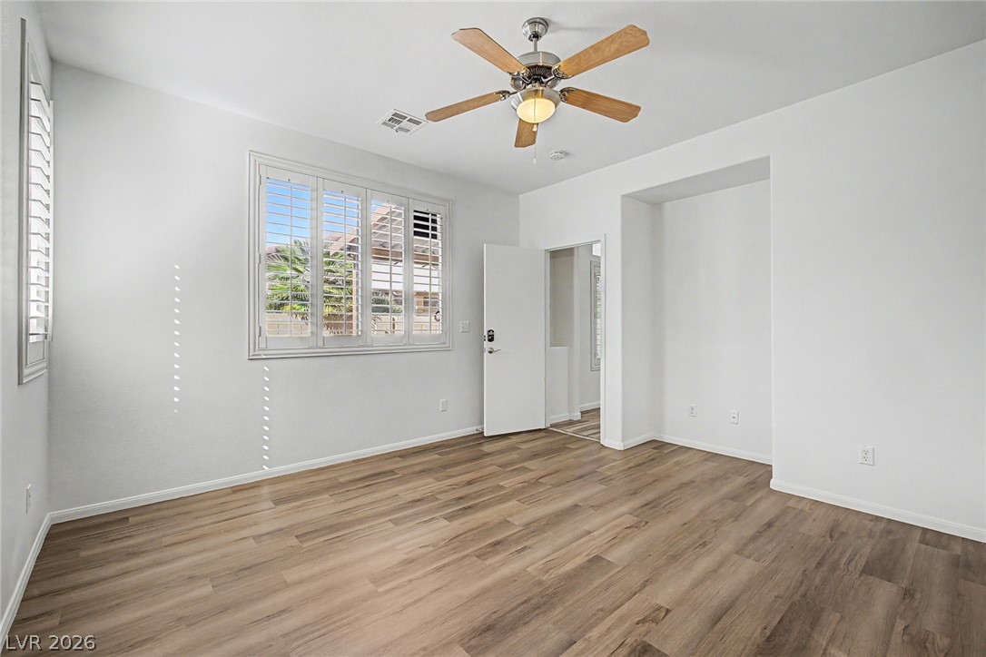 10512 Courtney Cove Avenue Las Vegas NV 89144