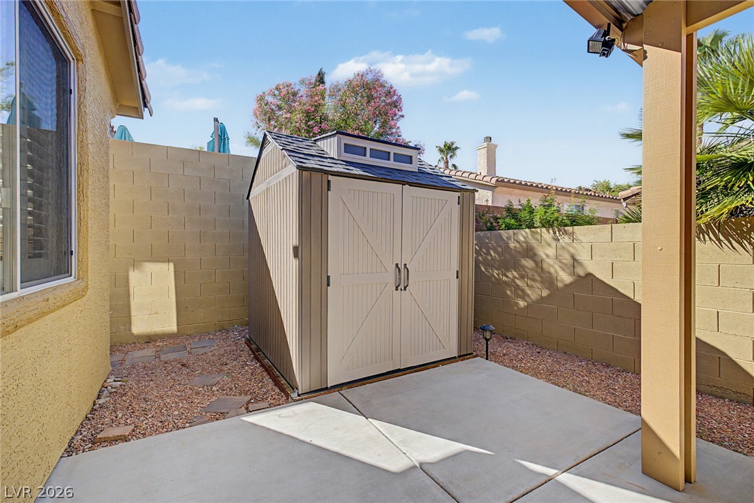 10512 Courtney Cove Avenue Las Vegas NV 89144