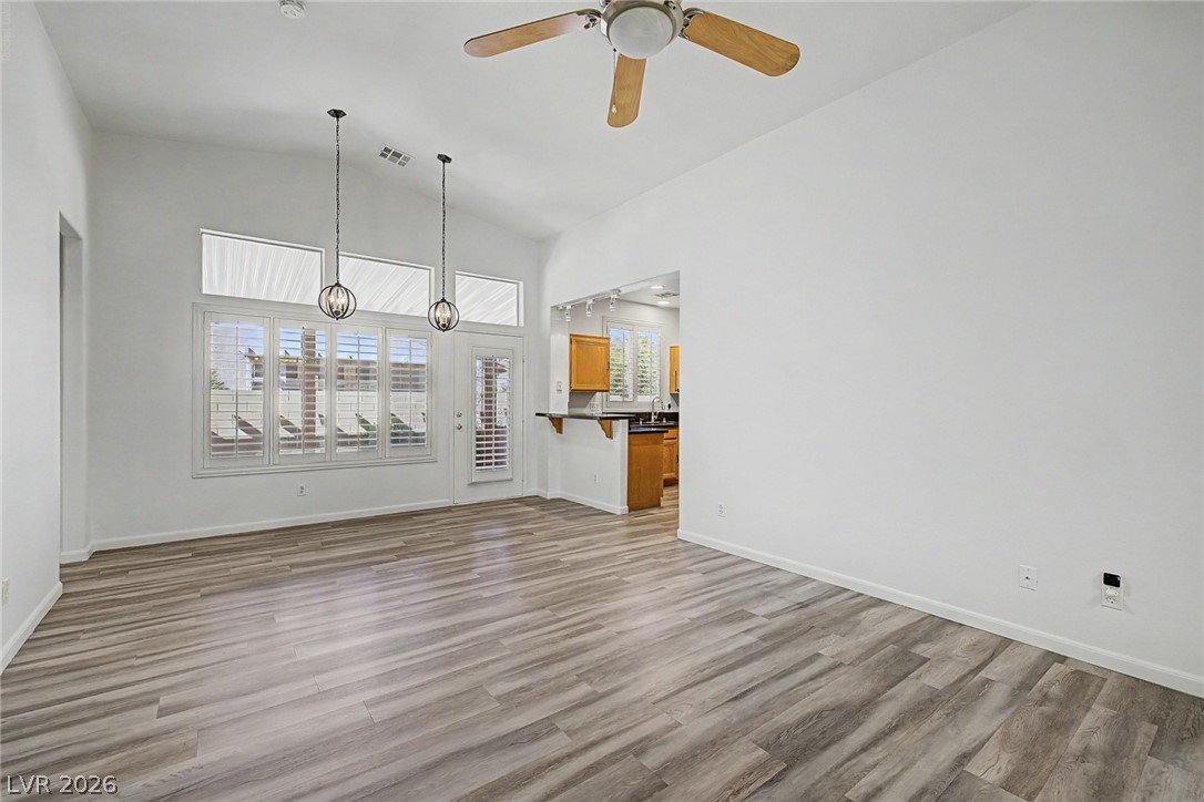 10512 Courtney Cove Avenue Las Vegas NV 89144
