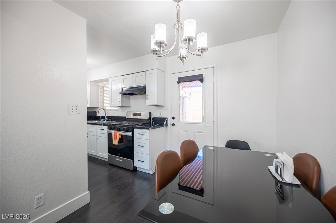 582 Blue Lagoon Drive Las Vegas NV 89110