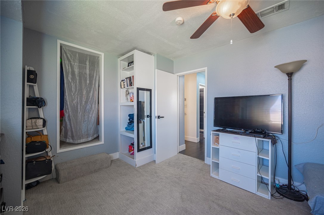 582 Blue Lagoon Drive Las Vegas NV 89110